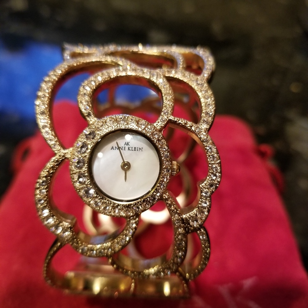 Anne Klien watch